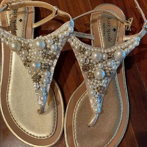 KATE SPADE SANDALS METALLIC GOLD WITH PEARLS